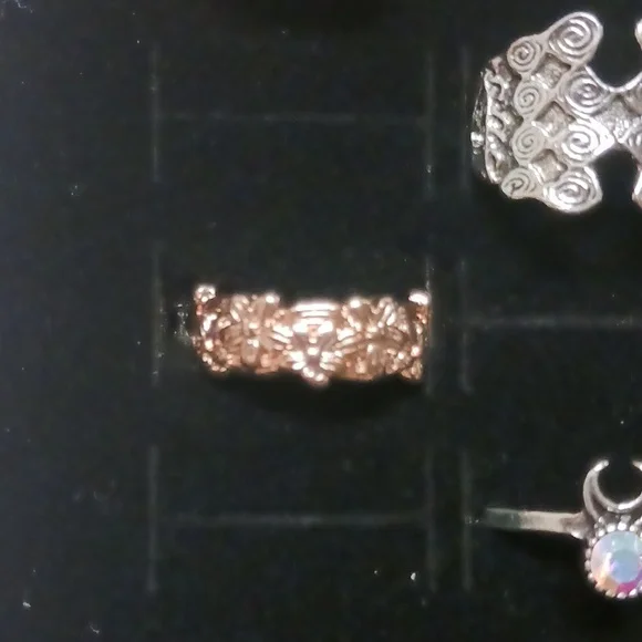 Lot of size 5 rings. 14 rings total. NWT. Rose gold, silver & yellow gold colors - Picture 9 of 14